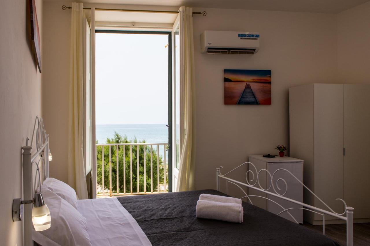 Sea Beach Pozzallo Ngoại thất bức ảnh