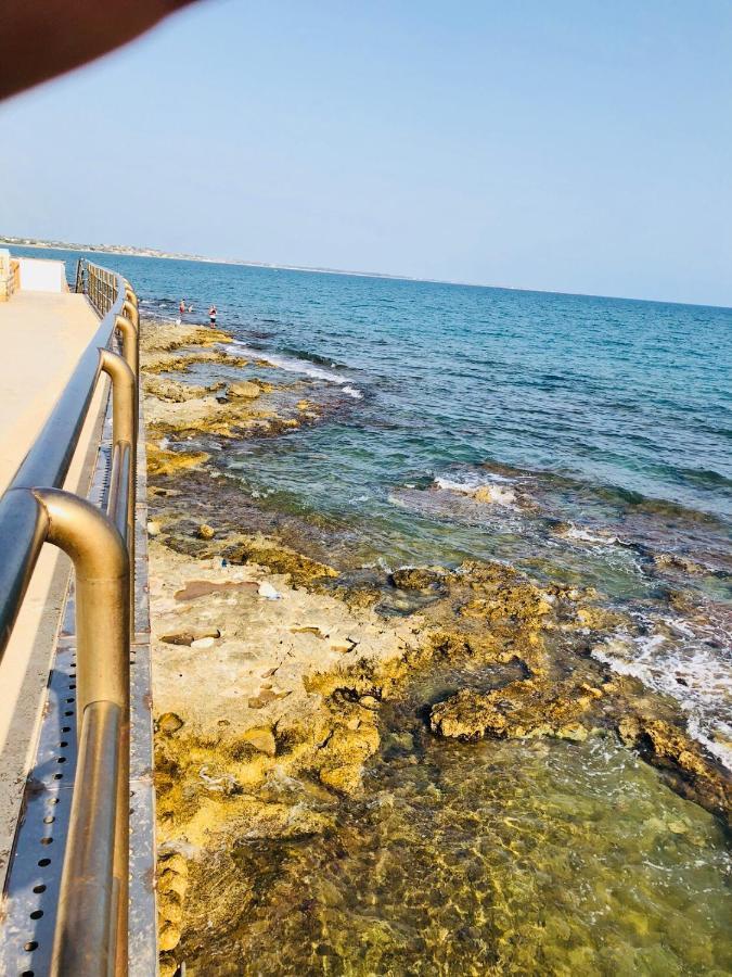 Sea Beach Pozzallo Ngoại thất bức ảnh