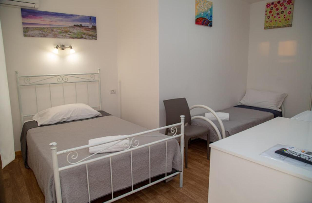 Sea Beach Pozzallo Ngoại thất bức ảnh